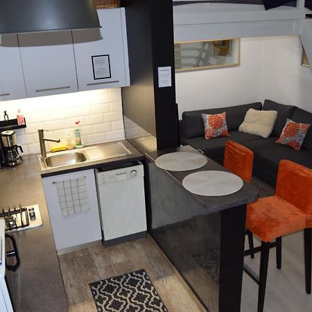 Castlehill Apartman The Perfect Blend Of Urban Living And Sightseeing Convenience บูดาเปสต์ ภายนอก รูปภาพ