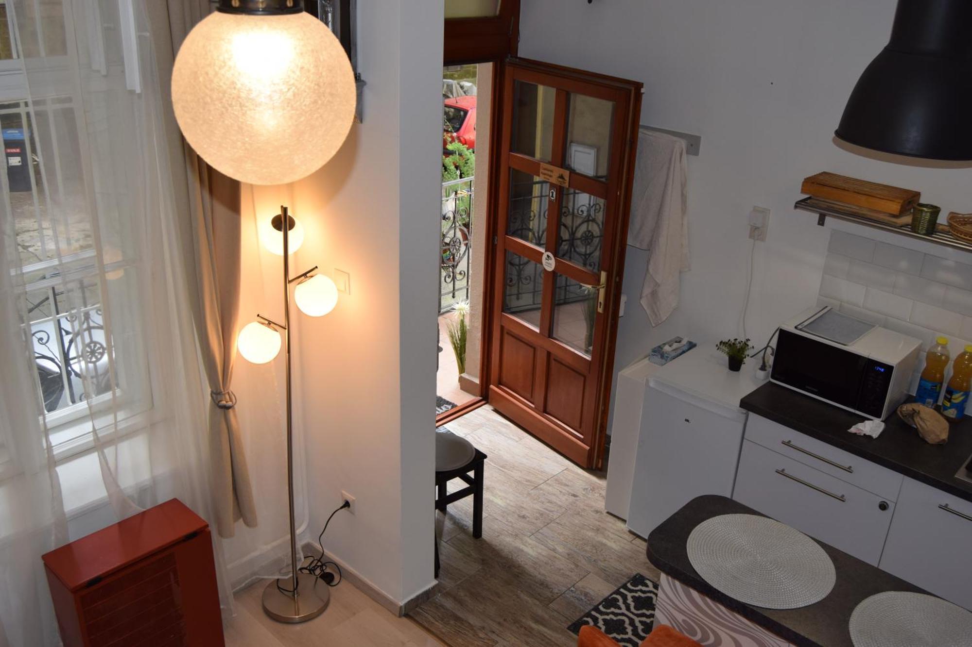 Castlehill Apartman The Perfect Blend Of Urban Living And Sightseeing Convenience บูดาเปสต์ ภายนอก รูปภาพ